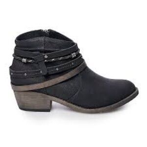 SO Celery Black Ankle Booties with Straps Boho Bohemian Casual Fall 10